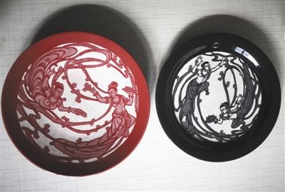 茅子芳的刻瓷作品《飛天》。